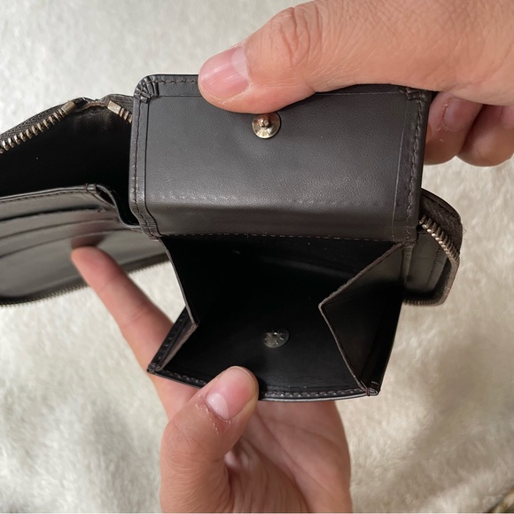 SOLD- Louis Vuitton Zippy Compact - Picture 12 of 12